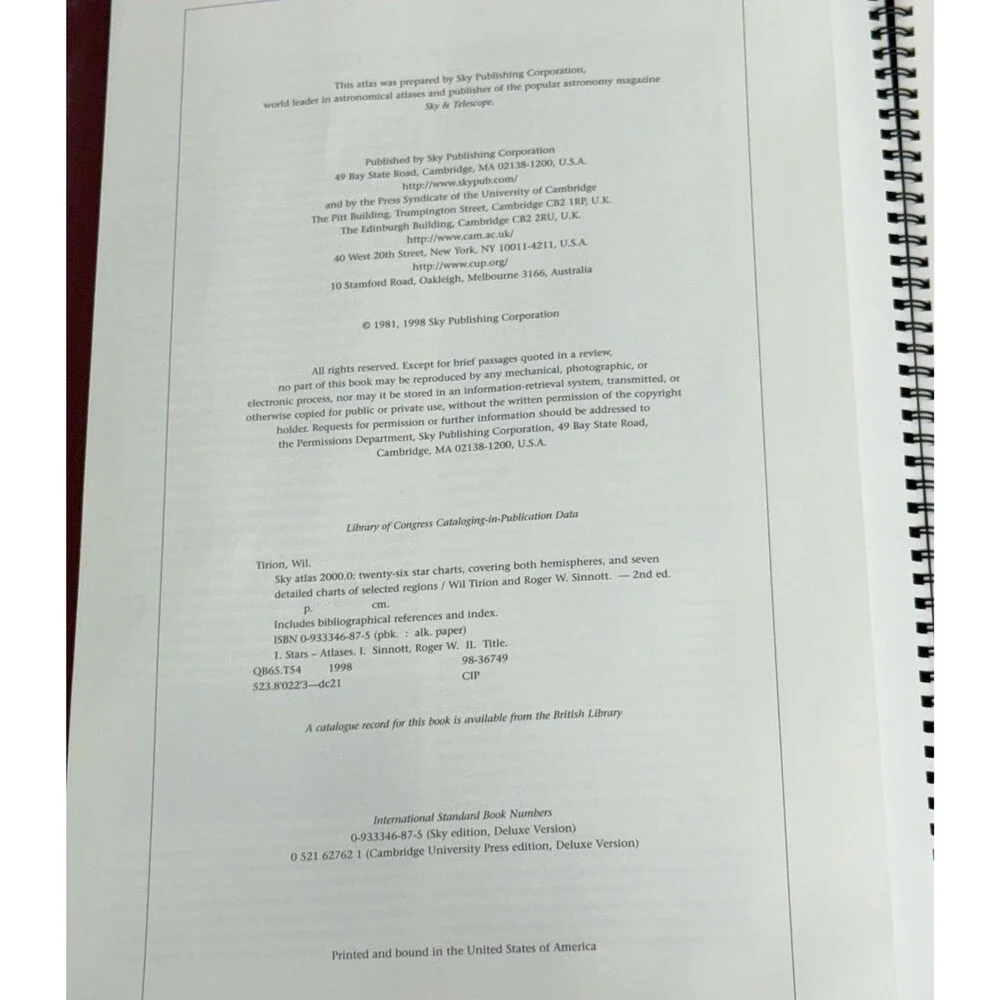 Sky Atlas 2000.0, 2nd Deluxe Version Spiral-bound by Wil Tirion, Roger Sinnott